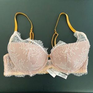 Dainty VS bra